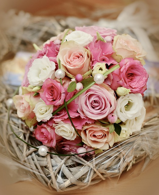 bridal-bouquet-2795428_640