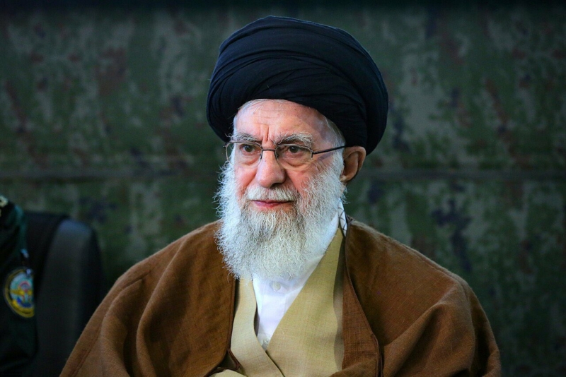Bitcoin falls under $100,000 as Iranian attack on the US is reportedly "imminent."