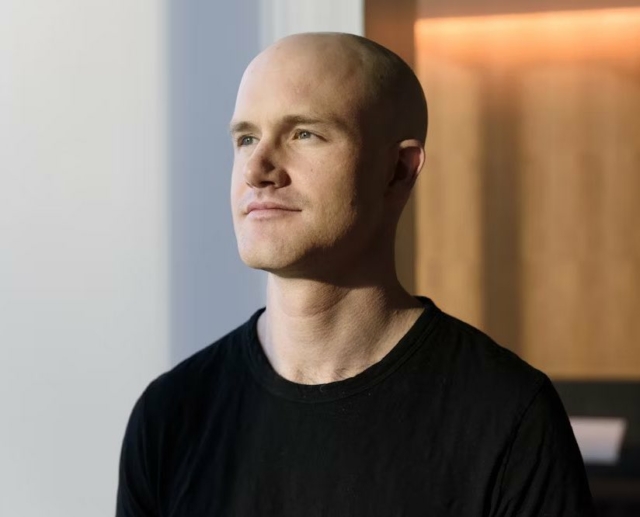 JUST IN: Coinbase CEO Brian Armstrong says "we're buying more Bitcoin every week." "Long Bitcoin."