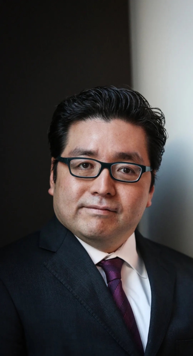 JUST IN: Tom Lee's 'BitMine' buys 138,452 $ETH worth $435 million.