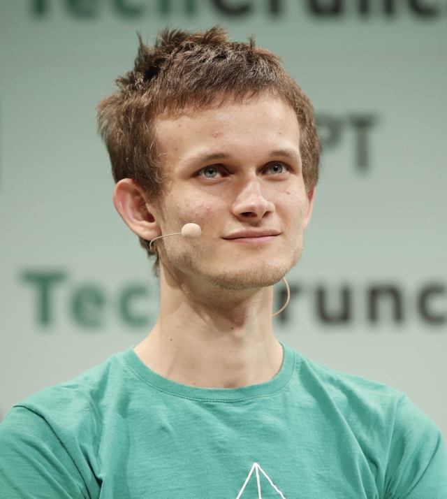 just-in-ethereum-founder-vitalik-buterin-sold-4325-eth-worth-8-million-over-the-past-3-days-2