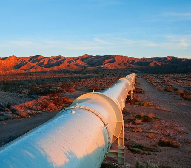 saudi-arabias-east-west-oil-pipeline-carrying-7-million-barrels-per-day-has-been-attacked-ft-reports-2