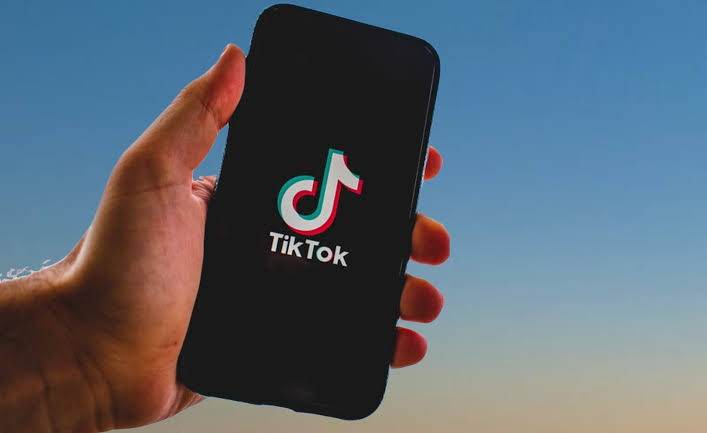 china-weighs-sale-of-tiktok-us-to-elon-musk-good-morning-elon-musk-may-be-about-to-get-an-even-more-powerful-platform-tiktok-donald-trumps-team-is-looking-at-gradual-tariff-hikes-a