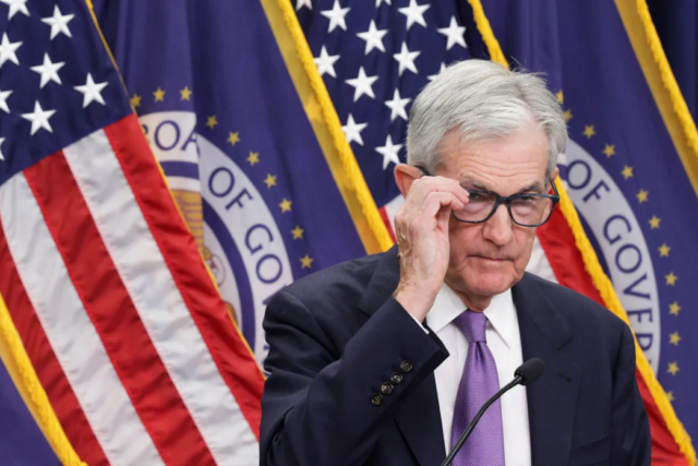 The Fed’s New Patience Recognizes Reality Investors’ certainty that the Federal Reserve would follow its recent interest-rate cut with another in December has evaporated. Treasuries dropped by the most in nearly five months after Chair Jerome Powell — departing from his previous messaging — said with heavy emphasis that another cut by the end of the year was “not a foregone conclusion.” This adjustment was both wise and consequential. Amid much economic uncertainty, and with essential data unavailable due to the government shutdown, the central bank needs to be — and be seen to be — open-minded. That investors were previously all but certain of another cut proves that the Fed’s earlier messaging had gone astray.