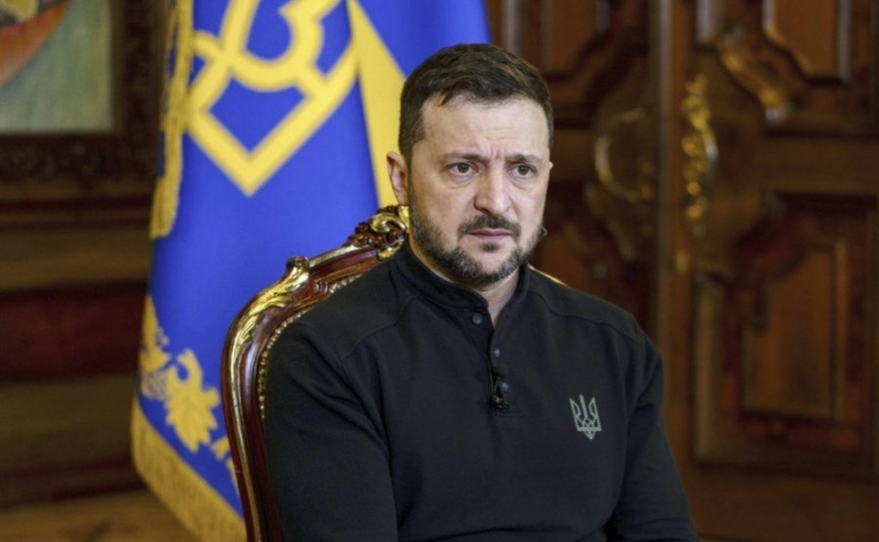 Donald Trump tells Ukraine's President Zelensky that he won't support Ukraine's membership in NATO.