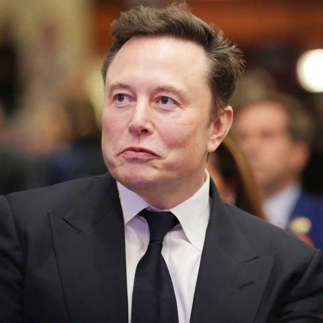 Elon Musk says the Democrats "are trying to hide massive entitlements fraud." Do you agree?