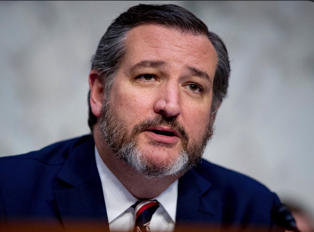 just-in-tucker-carlson-says-he-almost-wants-to-run-for-president-just-to-debate-senator-ted-cruz