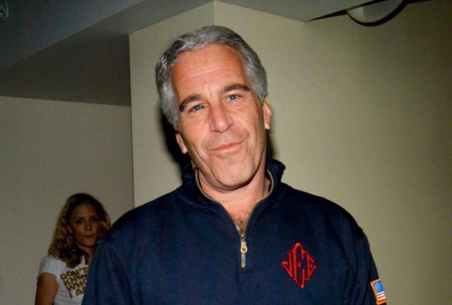 Jeffrey Epstein's alleged suicide note has been kept secret in a New York courthouse for nearly 7 years, NYT reports.