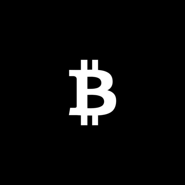 Charles Hoskinson proposes $100M ADA investment to boost Cardano DeFi via stablecoins and BTC.