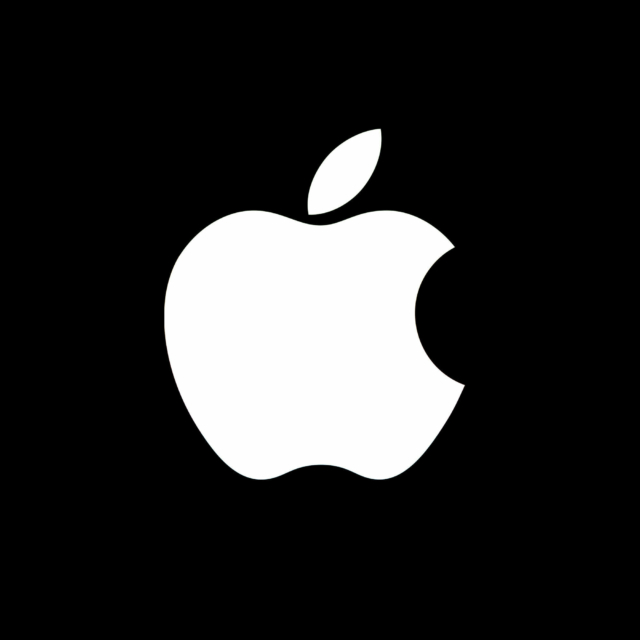 Apple considers switching Siri to external AI providers like Anthropic or OpenAI, per Bloomberg.
