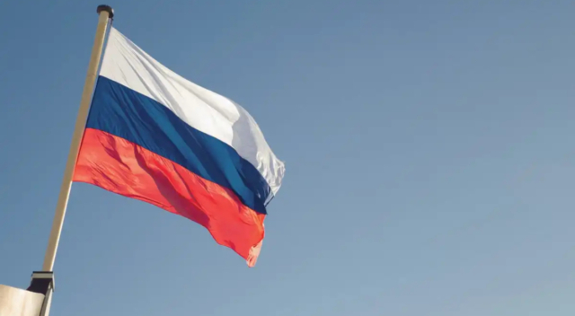 Russian central bank lets financial firms offer crypto derivatives to qualified investors Russia's central bank announced that financial institutions are now allowed to offer qualified investors financial derivatives, securities and digital financial assets linked to cryptocurrency prices. The announcement marks an important step in Russia's ongoing effort to relax crypto regulations for domestic investors. Still, the move is limited. The Bank of Russia stated in its Wednesday announcement that its condition for allowing such offerings is they must be "non-deliverable," meaning investors gain exposure to cryptocurrency price movements but not the actual digital assets. "Credit institutions are advised to apply a conservative approach to assessing the risks associated with these instruments: provide for their full coverage with capital, and set individual limits on them," the central bank said, adding that it will provide further guidance on such risks this year. Following the announcement, Sberbank, Russia's largest state-owned bank, said it is planning to launch structured bonds with yields tied to crypto prices, according to a report from Interfax. The Moscow Exchange also plans to introduce a new cash-settled Bitcoin futures contract on its derivatives market this June. Separately, the SPB Exchange revealed its roadmap to offer cryptocurrency-linked futures trading, Interfax reported. Meanwhile, the Bank of Russia submitted a proposal to the country's government in March to launch an experimental regime that allows crypto transactions for "highly qualified" investors. The bank and the Finance Ministry are also developing a crypto exchange exclusively for the limited number of investors.