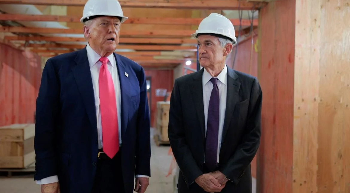 trump-visits-the-federal-reserve-headquarters-its-not-often-that-a-sitting-u-s-president-pays-a-visit-to-the-central-bank-but-donald-trump-is-not-your-typical-president-the-last-president