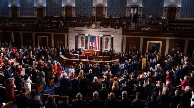 CLARITY Act Odds Stay Buried as Senate Showdown Closes In