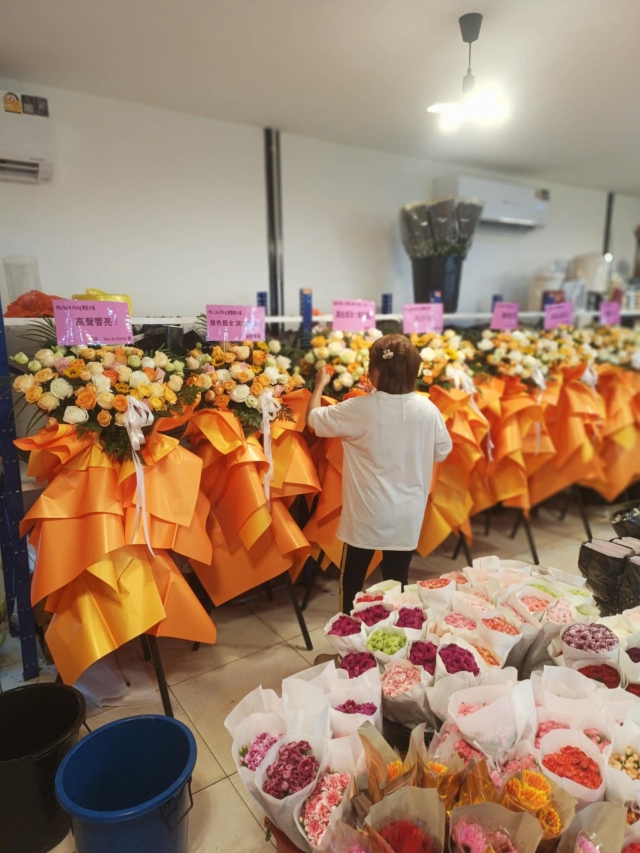 d14847dd-0540-4109-9b5b-72d6c8b33b41(1)