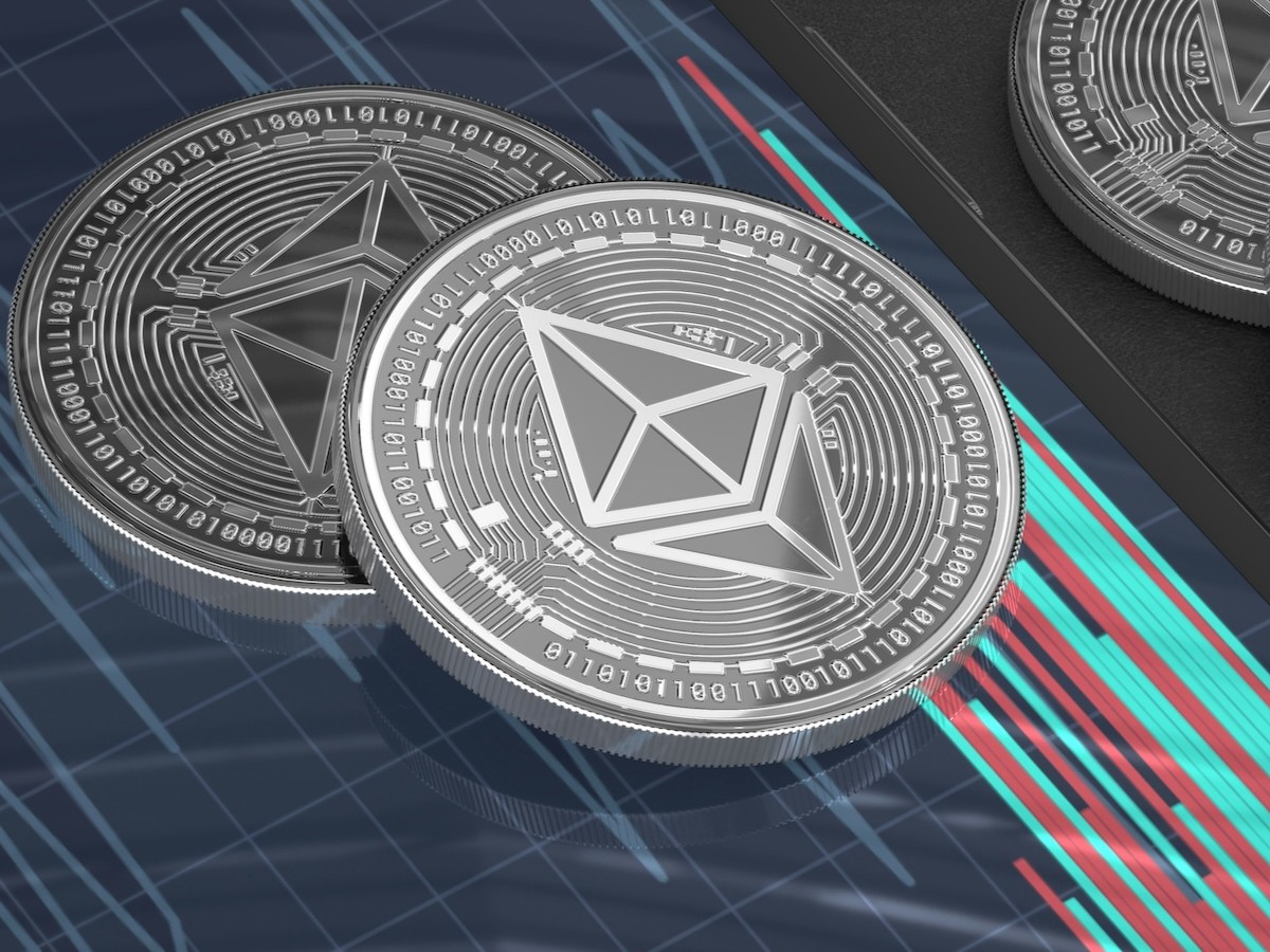 bitmine-chair-tom-lee-told-cnbc-that-crypto-markets-may-be-bottoming-with-bitmine-having-bought-another-41788-eth-last-week-despite-its-6-6-billion-paper-loss-on-ethereum