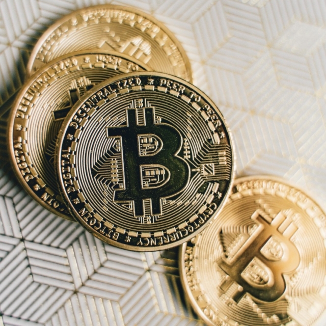 Morgan Stanley has opened up in-kind spot crypto ETF conversions, allowing clients to lend Bitcoin and other digital assets directly.