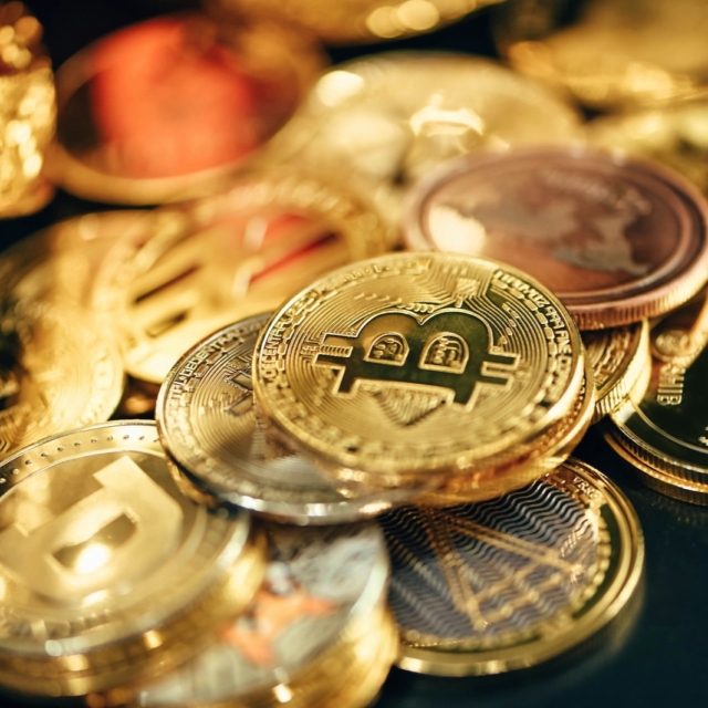 Japan's FSA has asked crypto exchanges to impose withdrawal delays after fiat deposits or crypto purchases, part of a joint push with police to curb scam-related fund transfers.