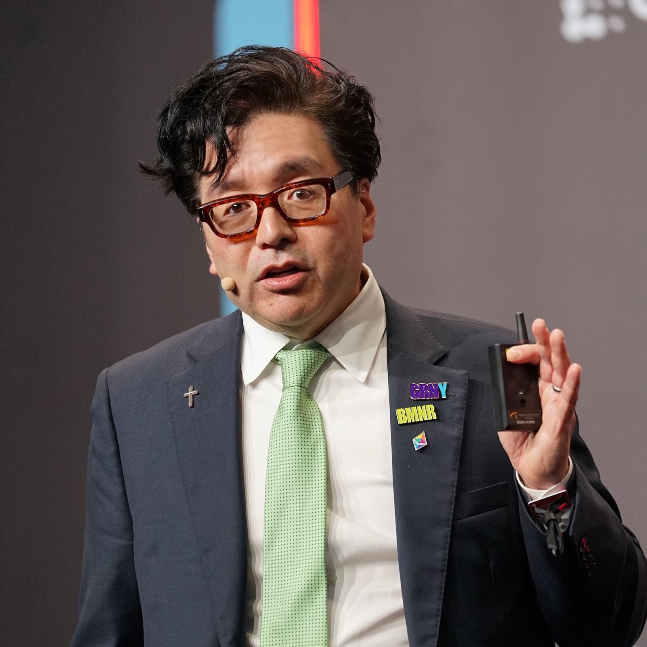 tom-lee-says-the-fed-chose-violence-by-hiking-rates-but-sees-it-as-a-setup-for-an-equity-rally-arguing-incremental-data-will-likely-turn-dovish-and-the-feds-max-hawkish-move-gives-it-room-t-2