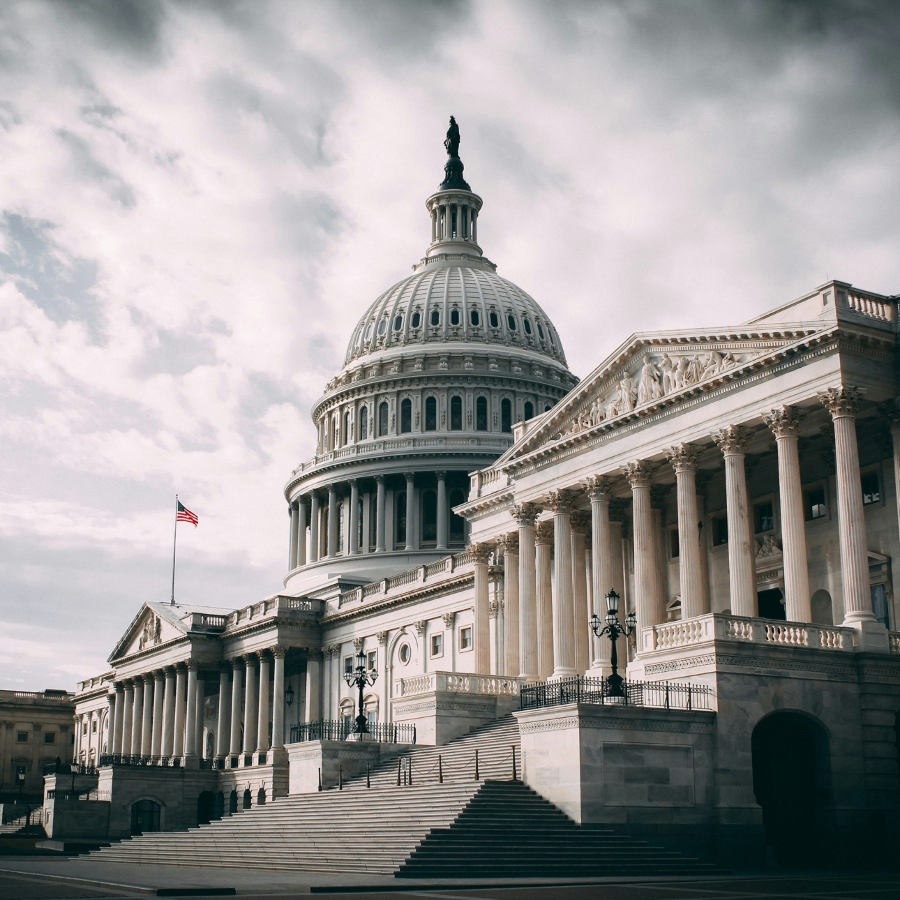 house-financial-services-committee-chair-french-hill-told-fox-business-the-sept-15-clarity-act-vote-will-determine-if-the-us-will-lead-the-world-in-distributed-ledger-technology-and-financial-servi