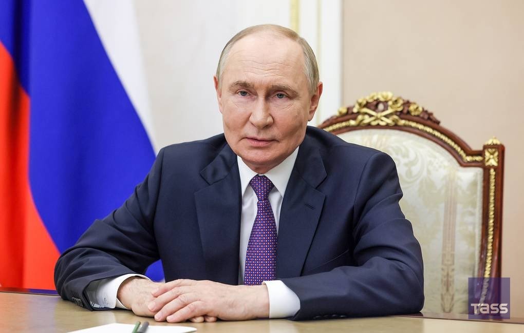 russian-president-putin-holds-telephone-call-with-north-koreas-kim-jong-un-2