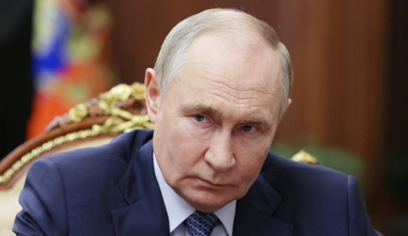 President Trump threatens 100% tariffs on China by the entirety of NATO countries if they continue to buy Russian oil.