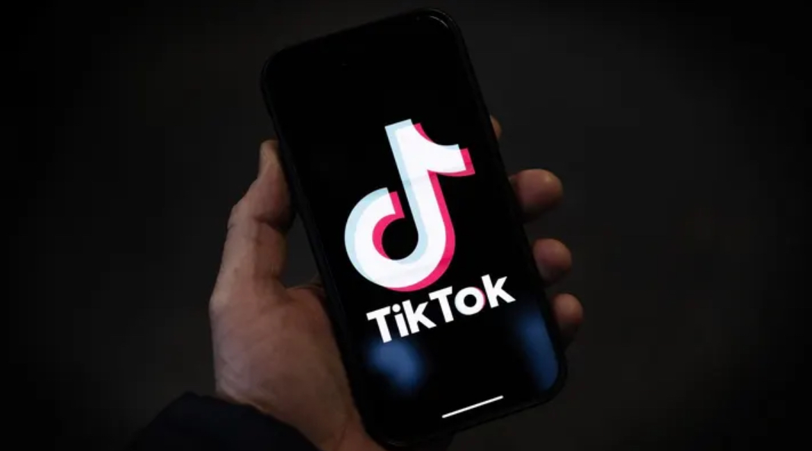 tiktok-ban-live-updates-trump-says-tiktok-is-back-in-victory-rally-as-app-restores-access-president-elect-donald-trump-cheered-tiktoks-return-in-a-rally-sunday-shortly-afte