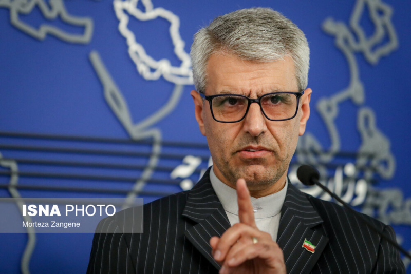 ‏واکنش بقائی به مواضع متناقض مقامات آمریکایی در مورد غنی‌سازی ایران: ‏در دیپلماسی، چنین حرکتی می‌تواند هر شروعی را در معرض تخریب قرار دهد ‏این می‌تواند به منزله عدم جدیت و حسن نیت تلقی شود ‏ما هنوز در مرحله آزمایش هستیم