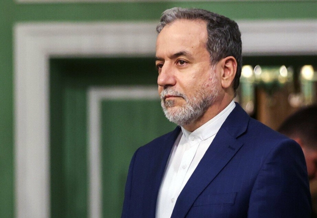 سخنگوی کمیسیون امنیت ملی از قول ⁧‫عراقچی‬⁩: اگر ⁧‫اسنپ_بک‬⁩ فعال شود، واکنش ما سخت خواهد بود ‏ما از راه‌اندازی مرکز ⁧‫غنی‌سازی‬⁩ منطقه‌ای استقبال می‌کنیم، اما غنی‌سازی در داخل کشور باید ادامه یابد