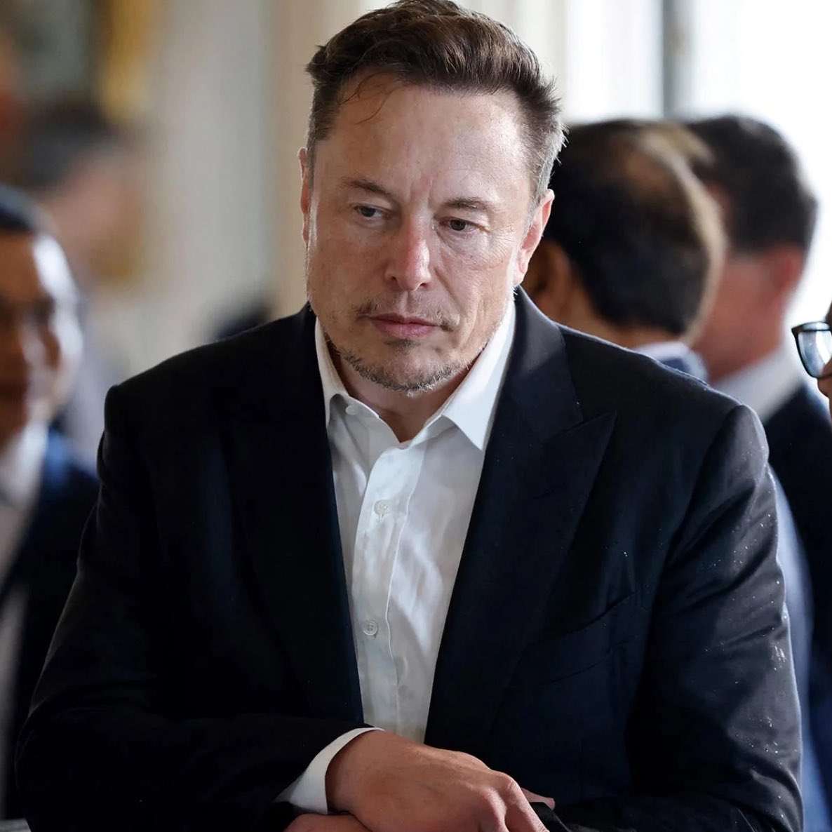 president-trump-says-hes-busy-with-more-important-things-than-talking-to-musk
