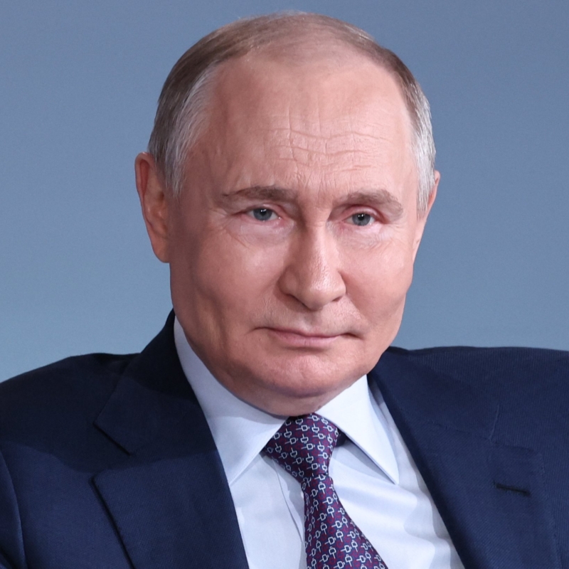 Russia's gold reserves hit a modern-era record, now 42% of national reserves and highest share since 1995.