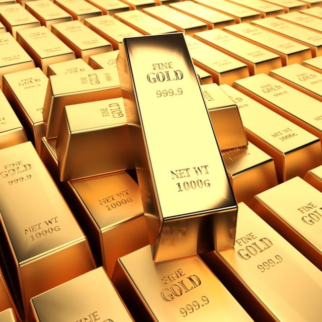 Russia's gold reserves hit a modern-era record, now 42% of national reserves and highest share since 1995.