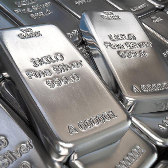 silver-shortage-in-dubai-as-buyers-pay-15-premium-amid-rising-demand-khaleej-times