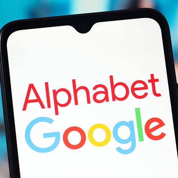 Berkshire Hathaway boosts Alphabet investment 83% to $37.8 billion.