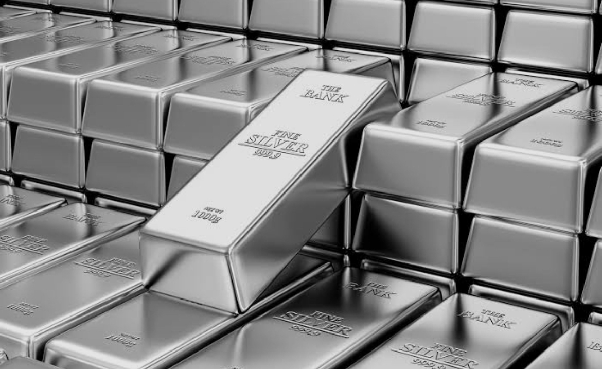 silver-hit-record-highs-in-2025-heres-why-the-devils-metal-has-further-to-run-silver-often-nicknamed-the-devils-metal-because-of-its-volatility-ha