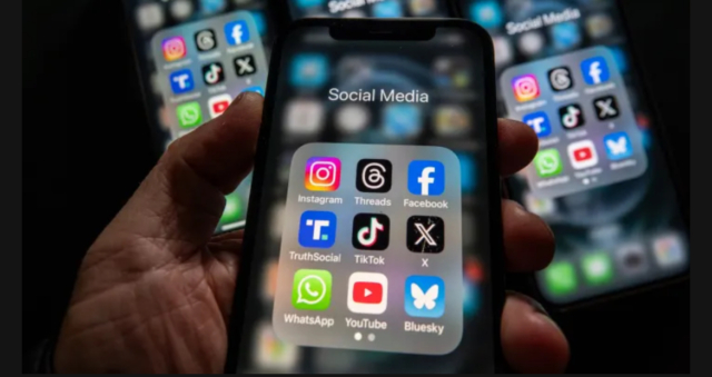 australia-is-trying-to-enforce-the-first-teen-social-media-ban-governments-worldwide-are-watching-australia-on-wednesday-became-the-first-country-to-formally-bar-users-under-the-age-of-16-from-acces-3